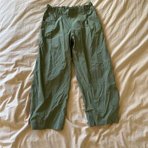 Mountain Hardware Climbing Pants Cropped